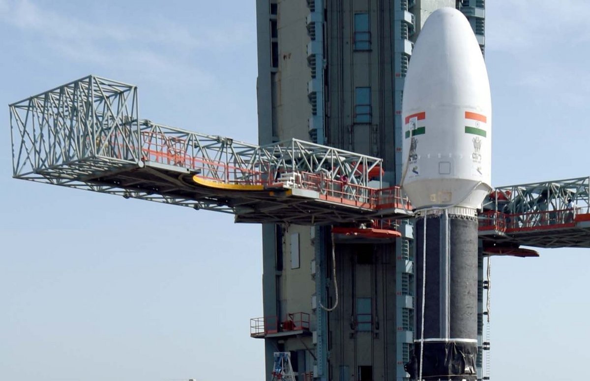 La nouvelle coiffe et le 3è étage de GSLV Mk 2. Crédits ISRO