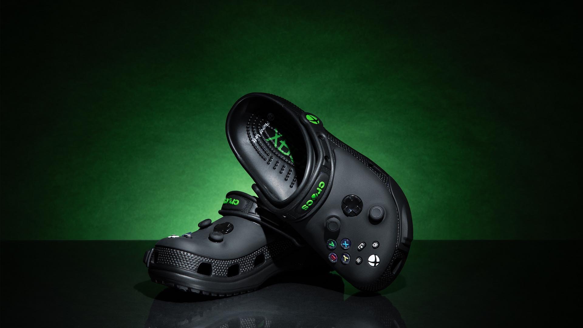 Xbox Classic Clog, la paire de Crocs made in Xbox. © Microsoft