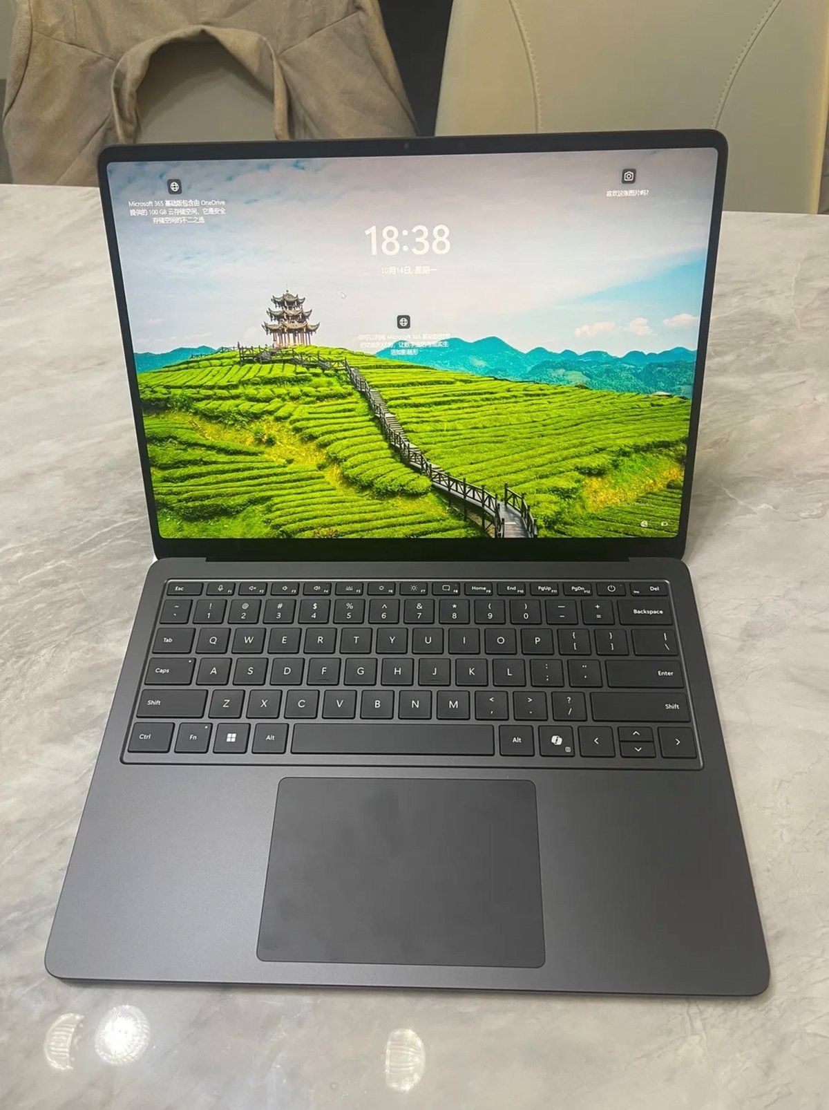 Surface Laptop 7 (Intel)