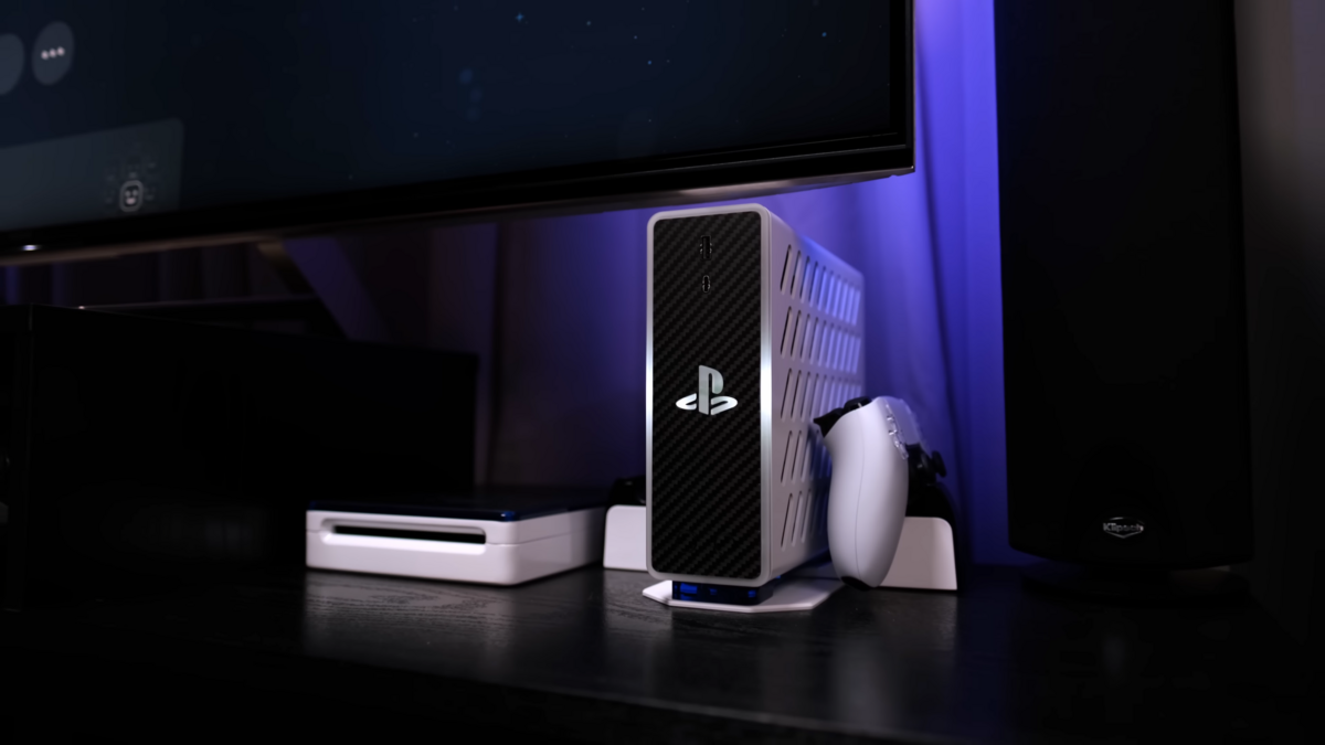 Design élégant et futuriste, cette PS5 Tiny pourrait presque être... une PS6 ©  Not From Concentrate / Youtube