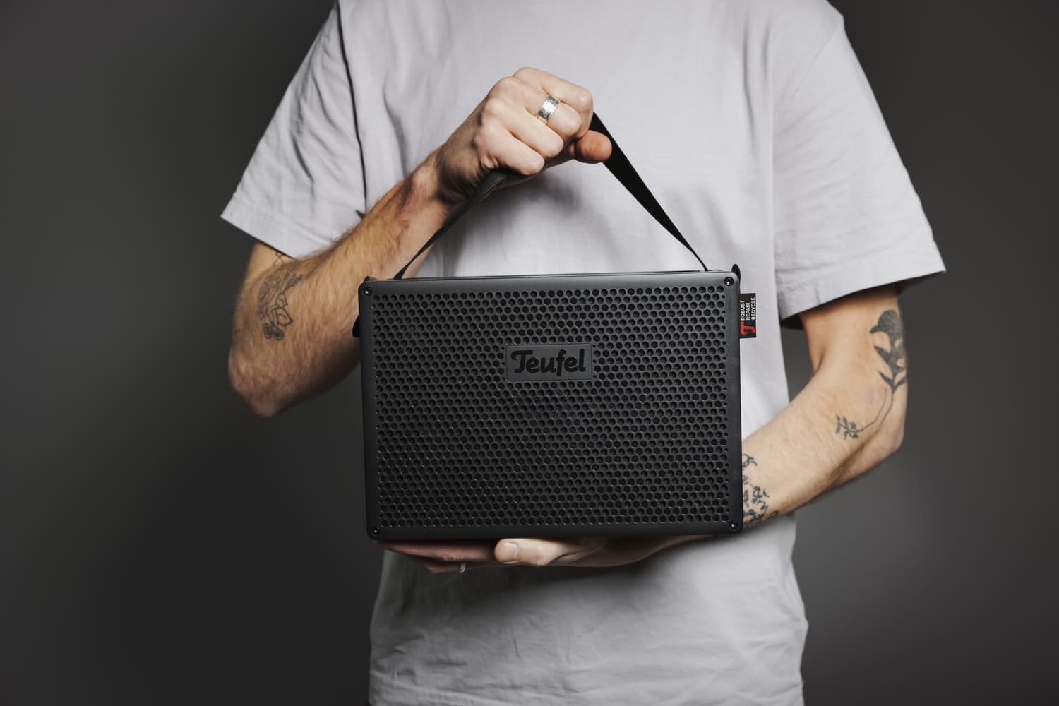 La Teufel Mynd en noir - © Teufel