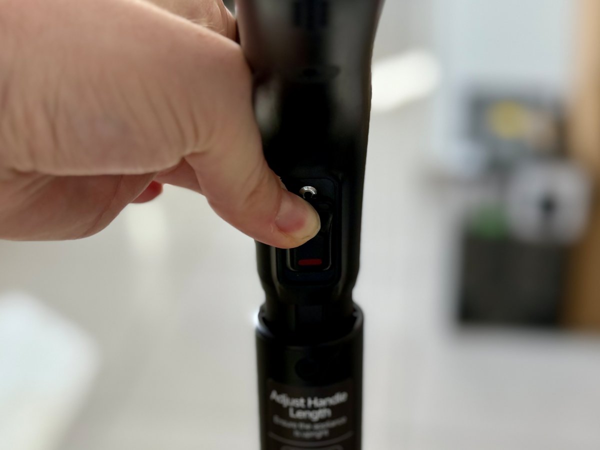 Une extension du manche sur quelques centimètres ©Mathieu Grumiaux pour Clubic