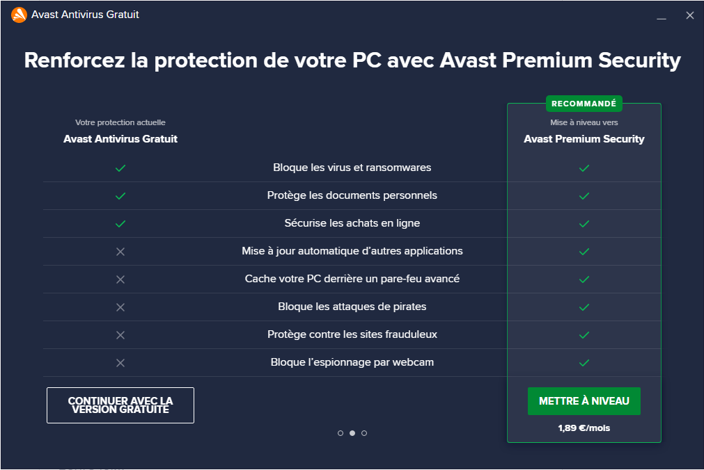 Avast présente un comparatif entre la version gratuite et la version Premium, mettant en lumière les avantages supplémentaires d'une mise à niveau.