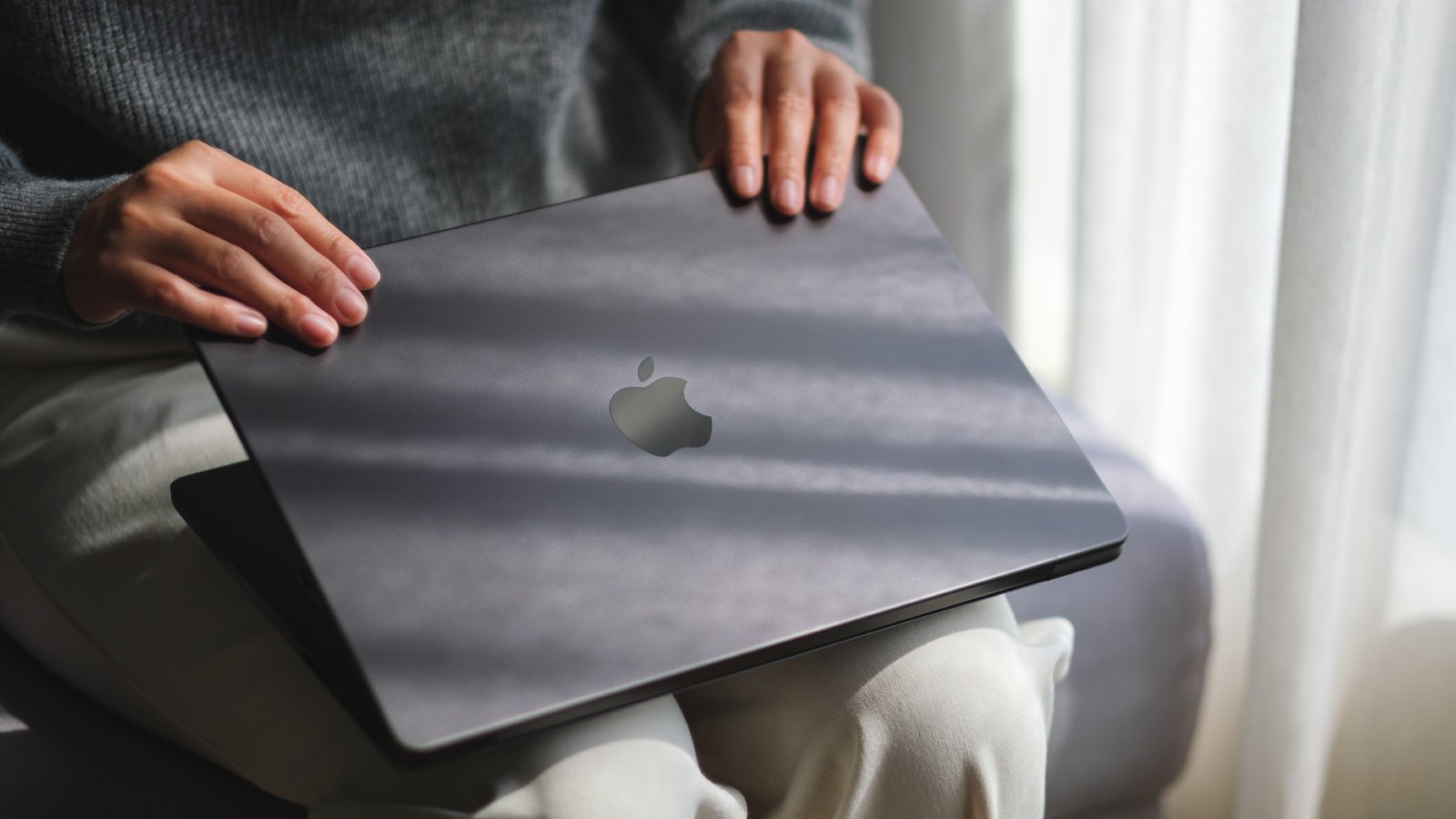 Les MacBook sont de plus en plus visés par les cybercriminels. ©Farknot Architect / Shutterstock