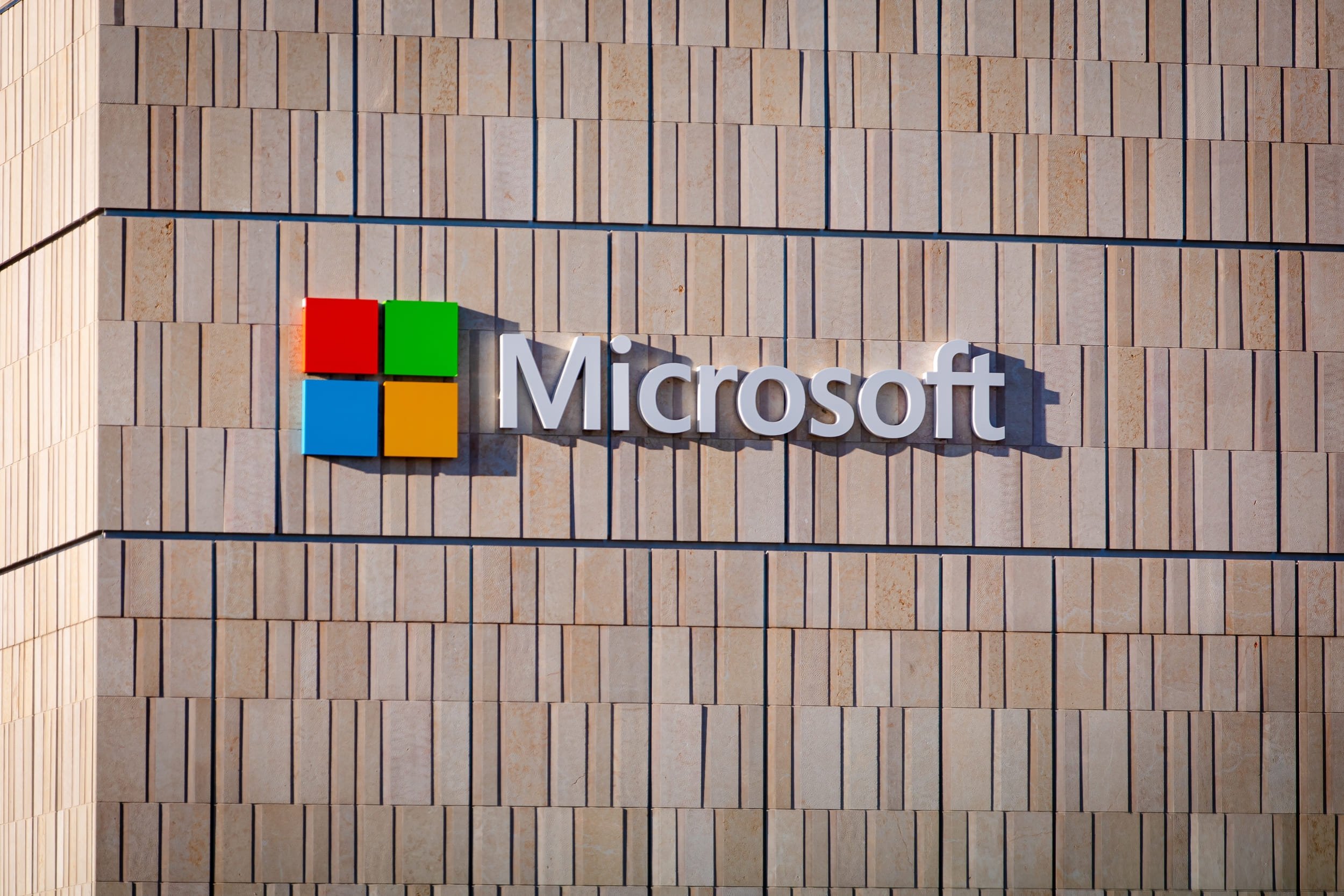 Microsoft reste la marque favorite des pirates informatiques © bluestork / Shutterstock.com