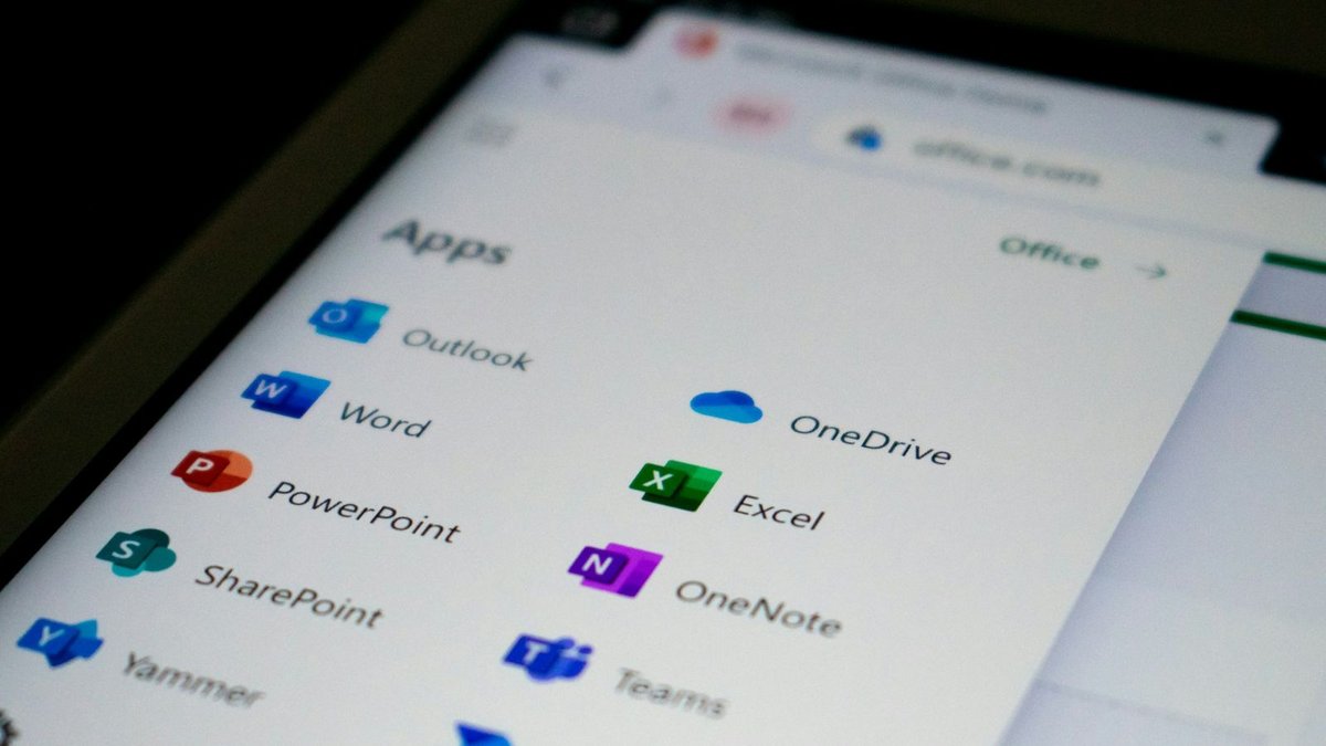 Microsoft 365, une solution peu respectueuse de la confidentialité. ©Ed Hardie / Unsplash