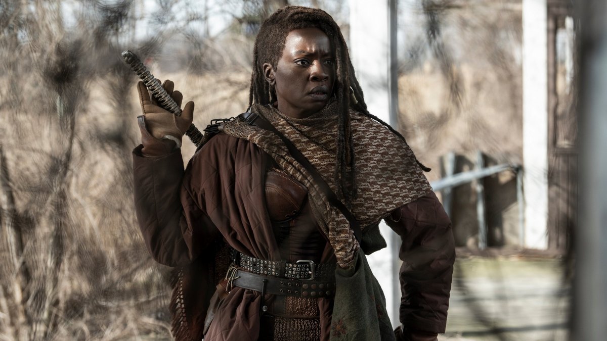 Michonne semble être en quête de Rick dans The Ones Who Live © AMC