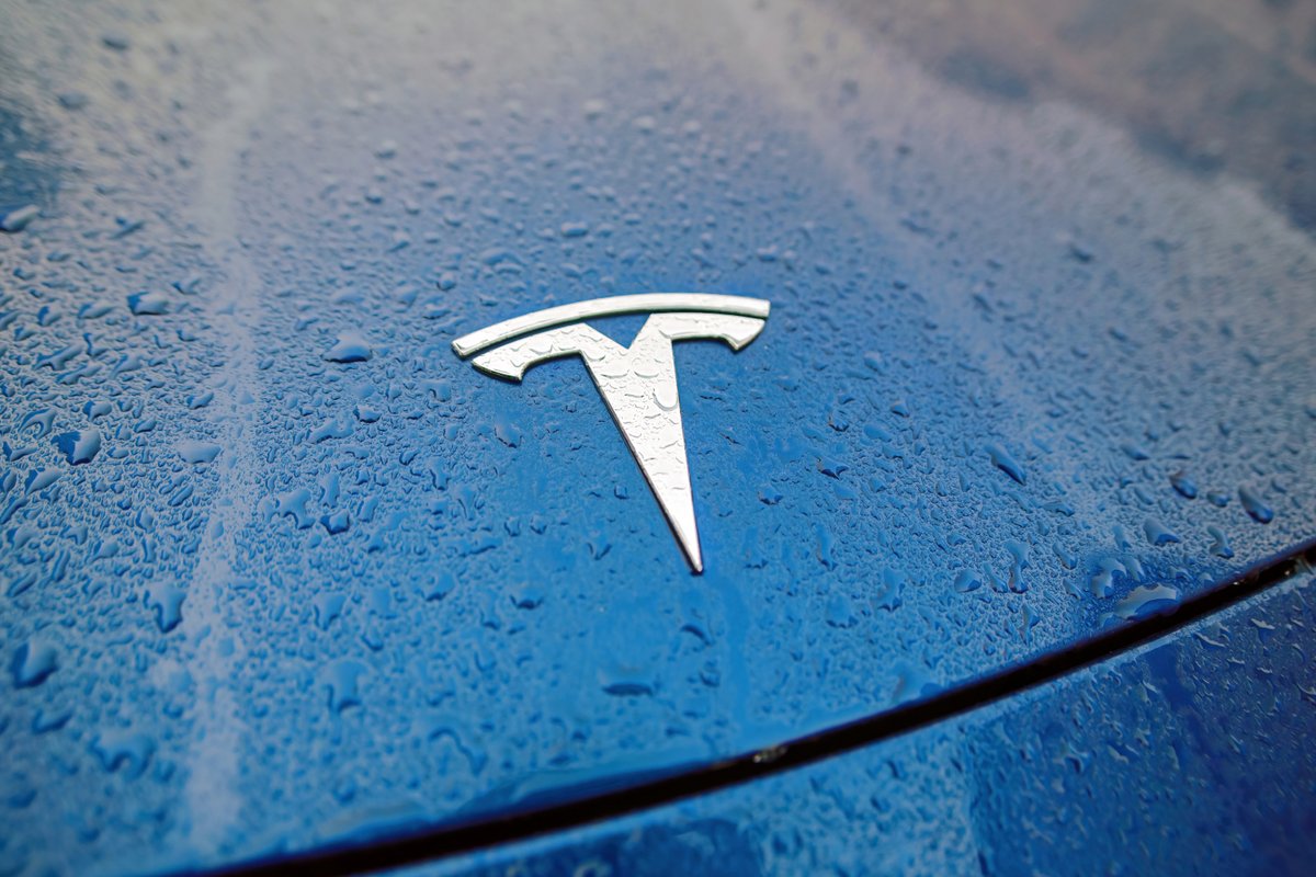 Tesla lancerait son Model Q, mais on n'en est qu'au stade de la rumeur - © Tricky_Shark / Shutterstock