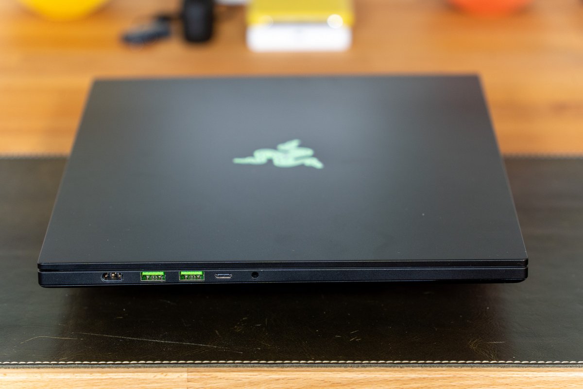 Razer Blade 16 2025