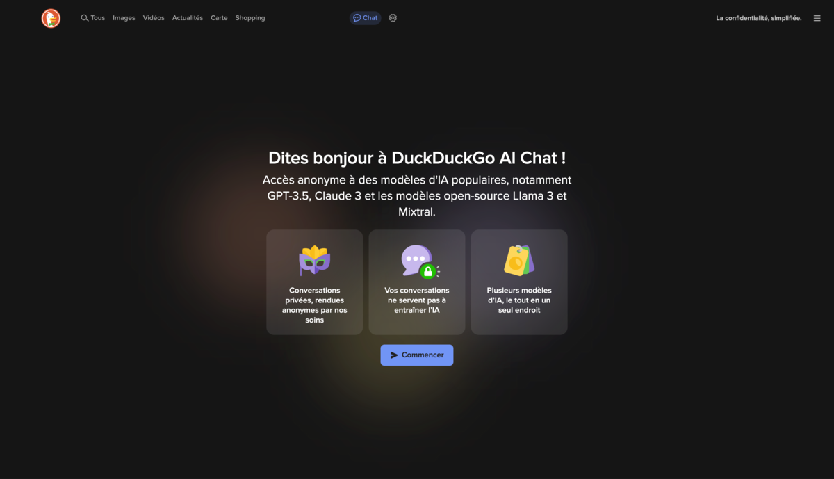  Interface d'accueil de DuckDuckGo AI Chat avec des options pour démarrer une conversation anonyme.