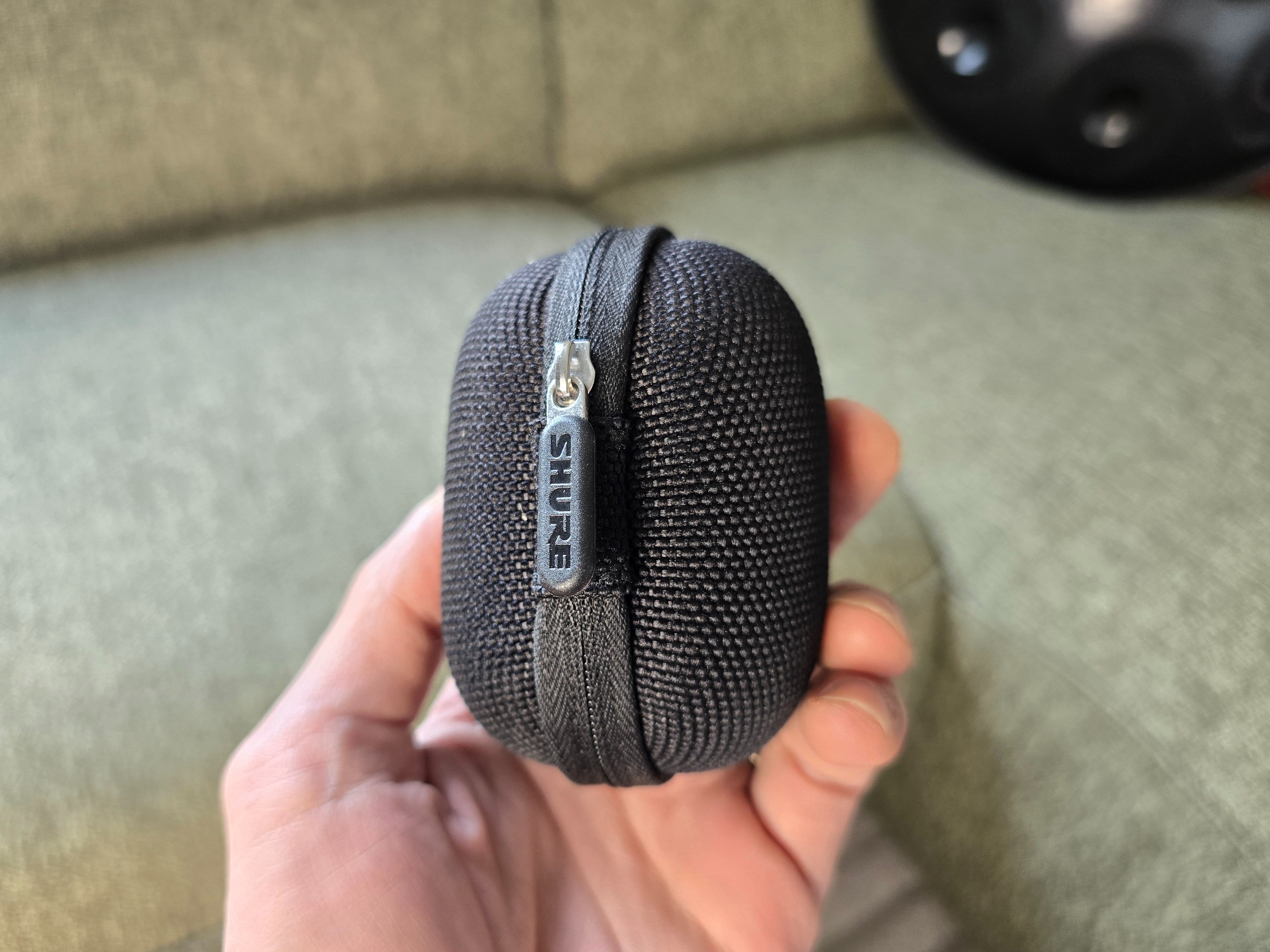 Le Shure MV88 USB-C est très compact et véritablement plug and play, de vrais atouts au quotidien. © Matthieu Legouge