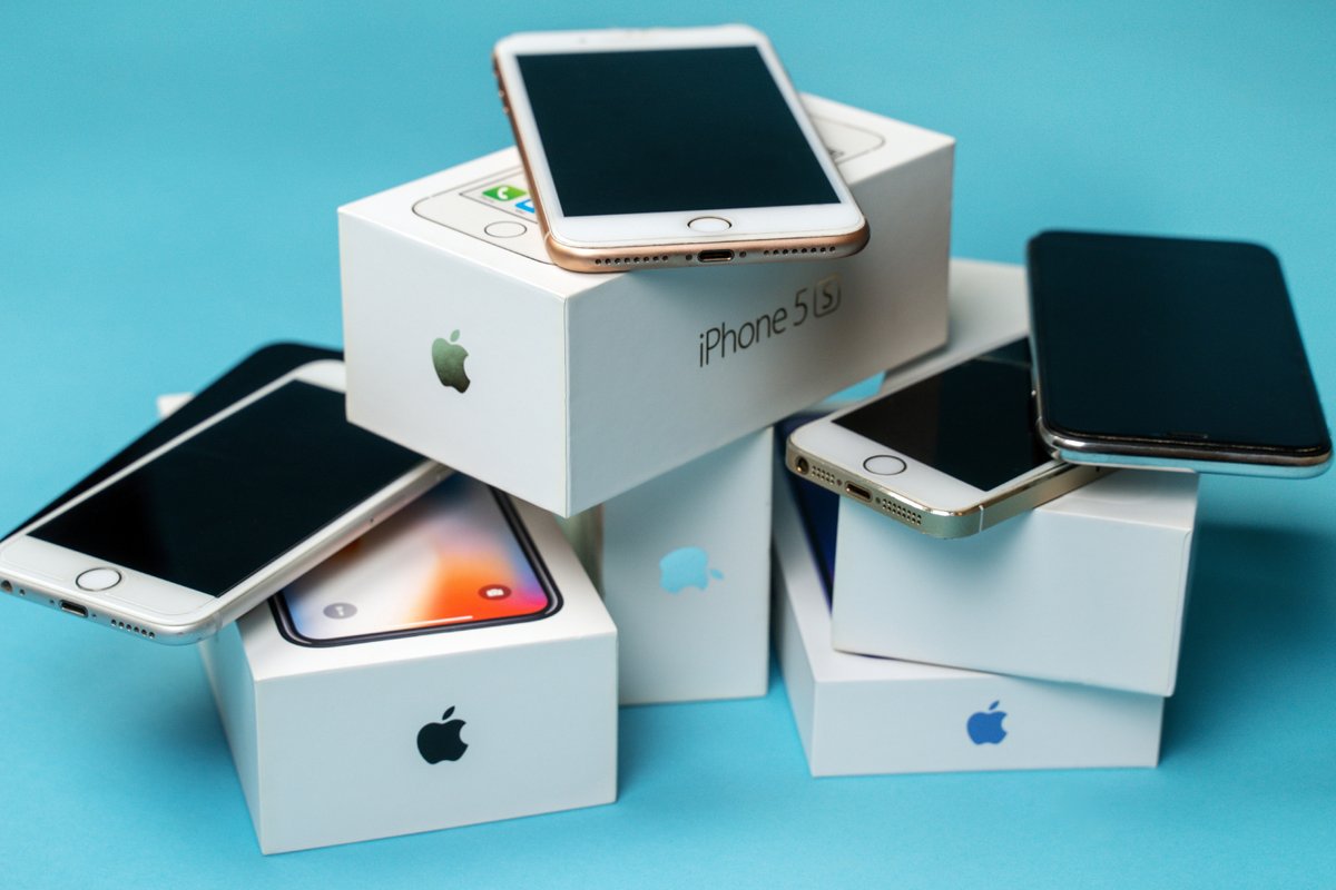 D'anciens modèles d'iPhone. ©Xolodan / Shutterstock