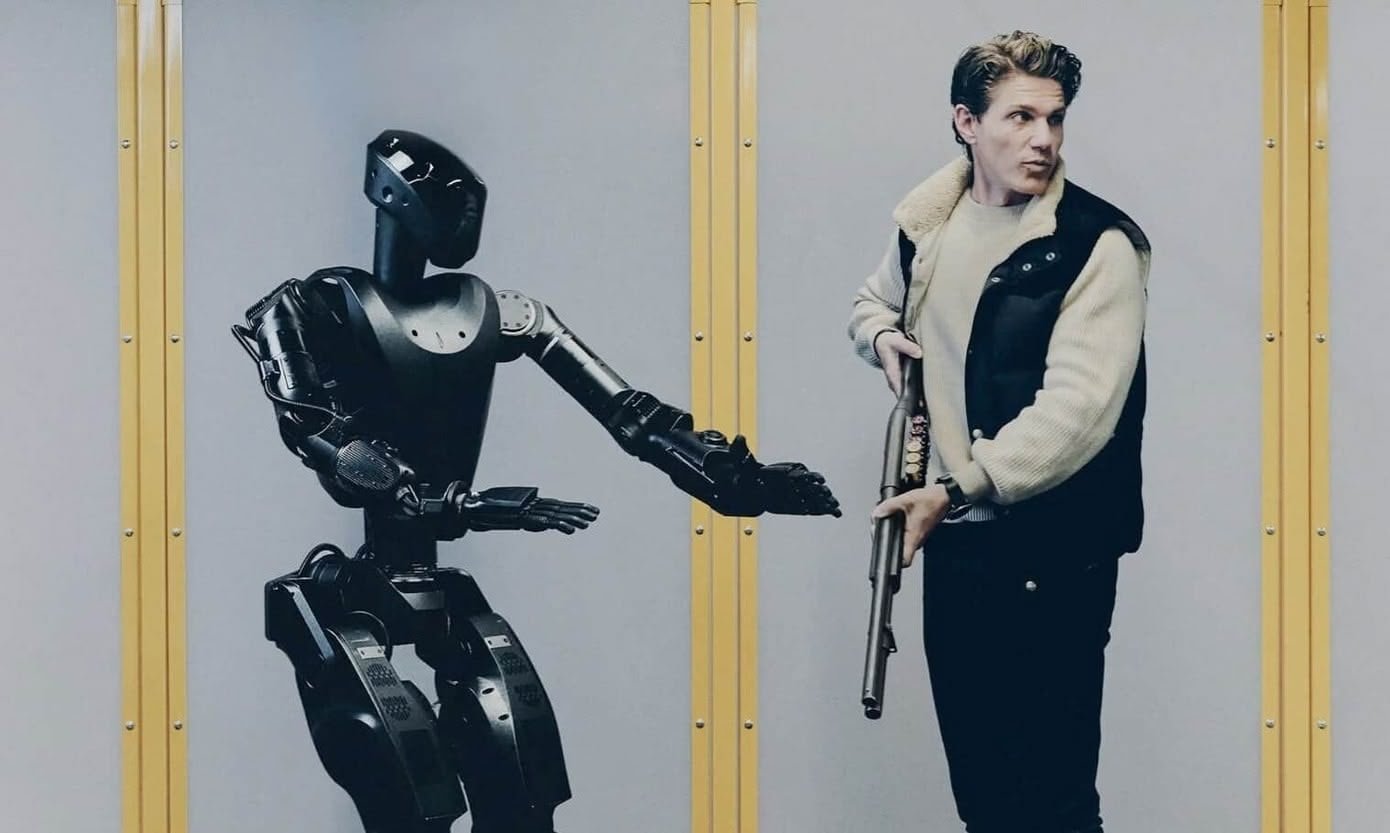 Mike Leblanc et le Phantom MK-I © Foundation