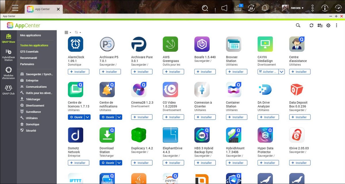 Très riche, l'App Center QNAP recèle quantités de logiciels pour enrichir le NAS © Clubic