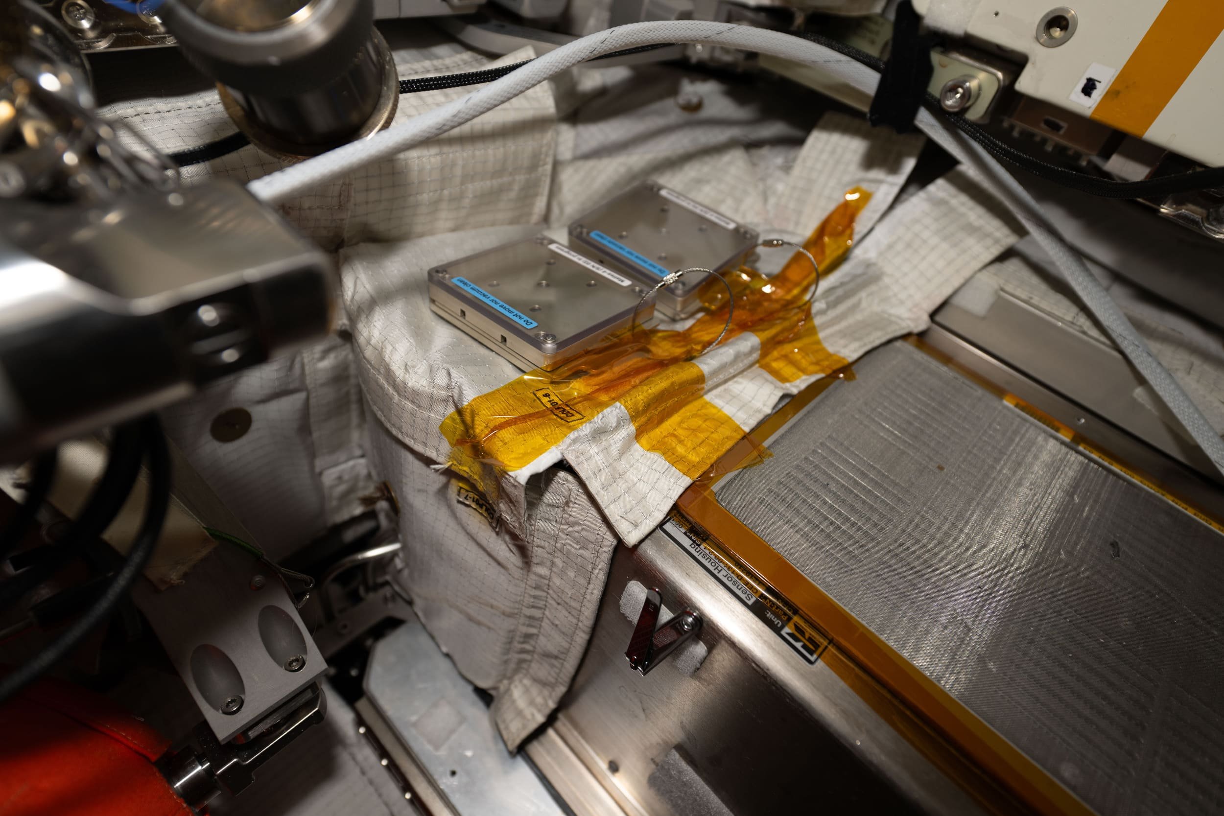 Les fameux boîtiers MatISS-4, toujours à bord de l'ISS. © ESA/NASA