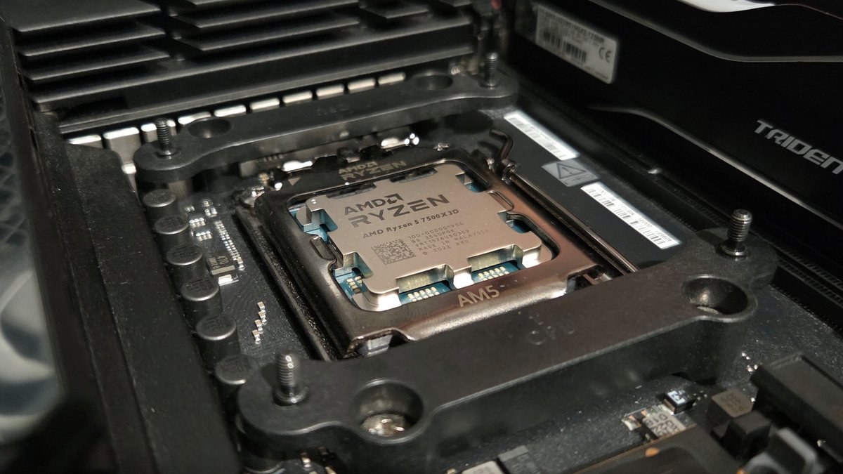 AMD Ryzen 5 7500X3D