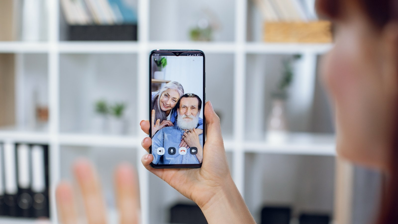 Google Messages pourrait simplifier grandement les appels vidéos sur Android ©Shutterstock.com
