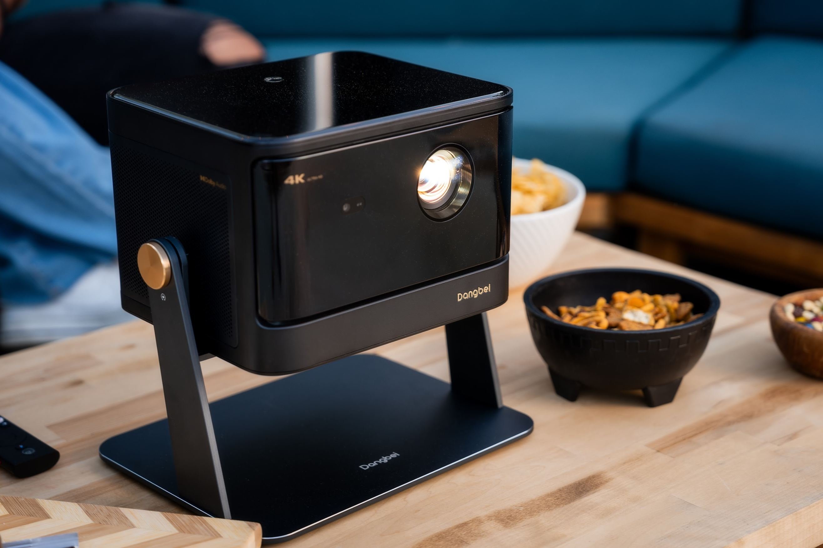 Avec son "Mars Pro 2", Dangbei lance son vidéoprojecteur le plus ambitieux à ce jour © Dangbei