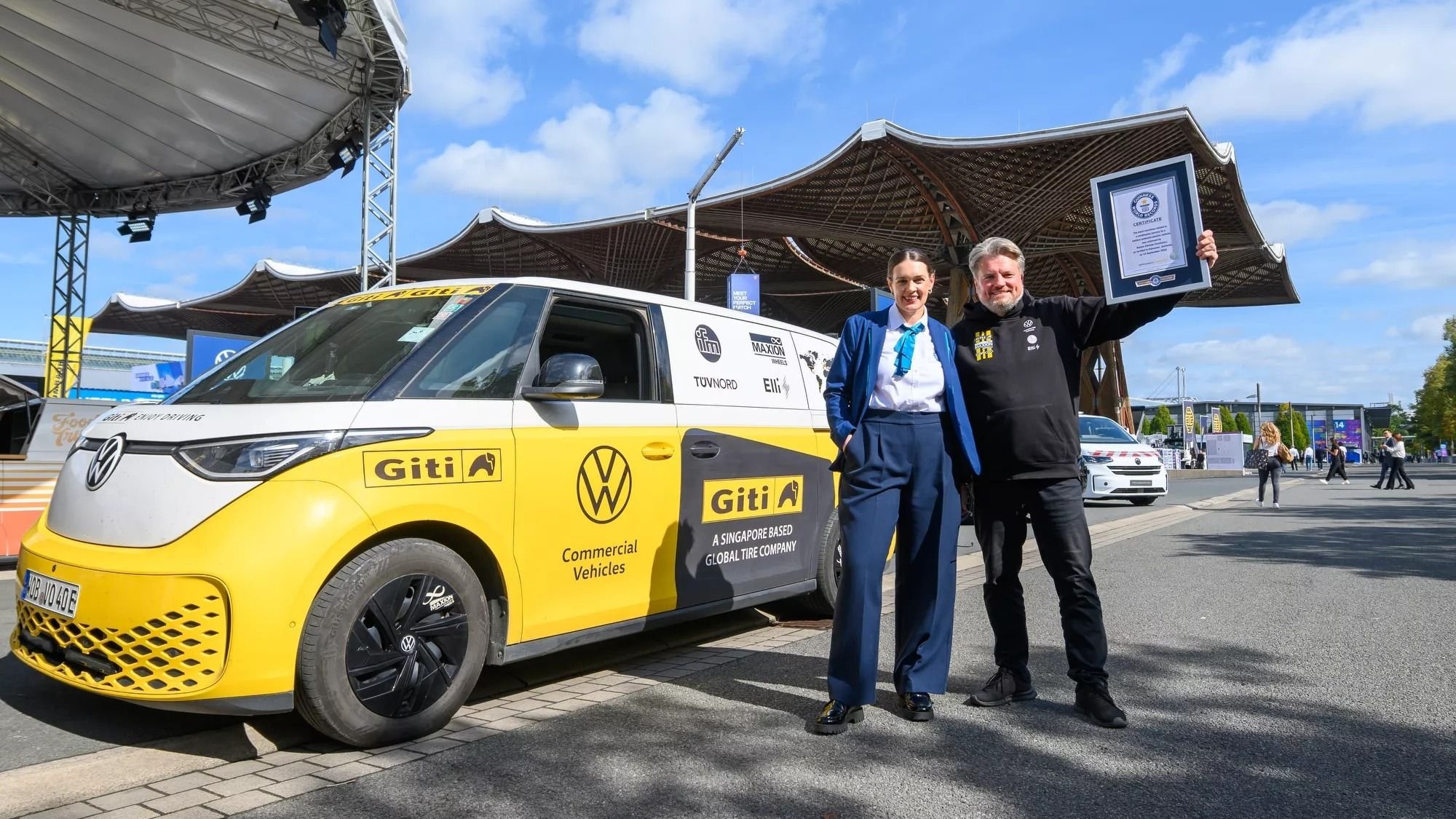 Rainer Zietlow a fait le tour du monde (et 99 767 km) au volant de l'ID. Buzz. ©Volkswagen