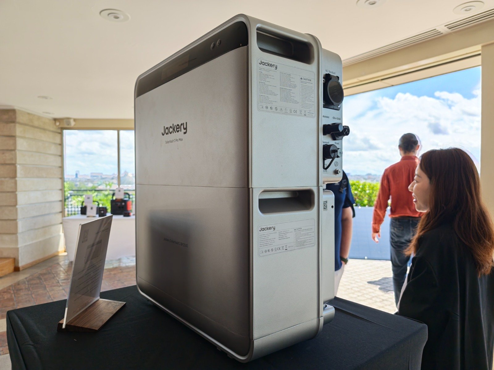 Jackery SolarVault 3