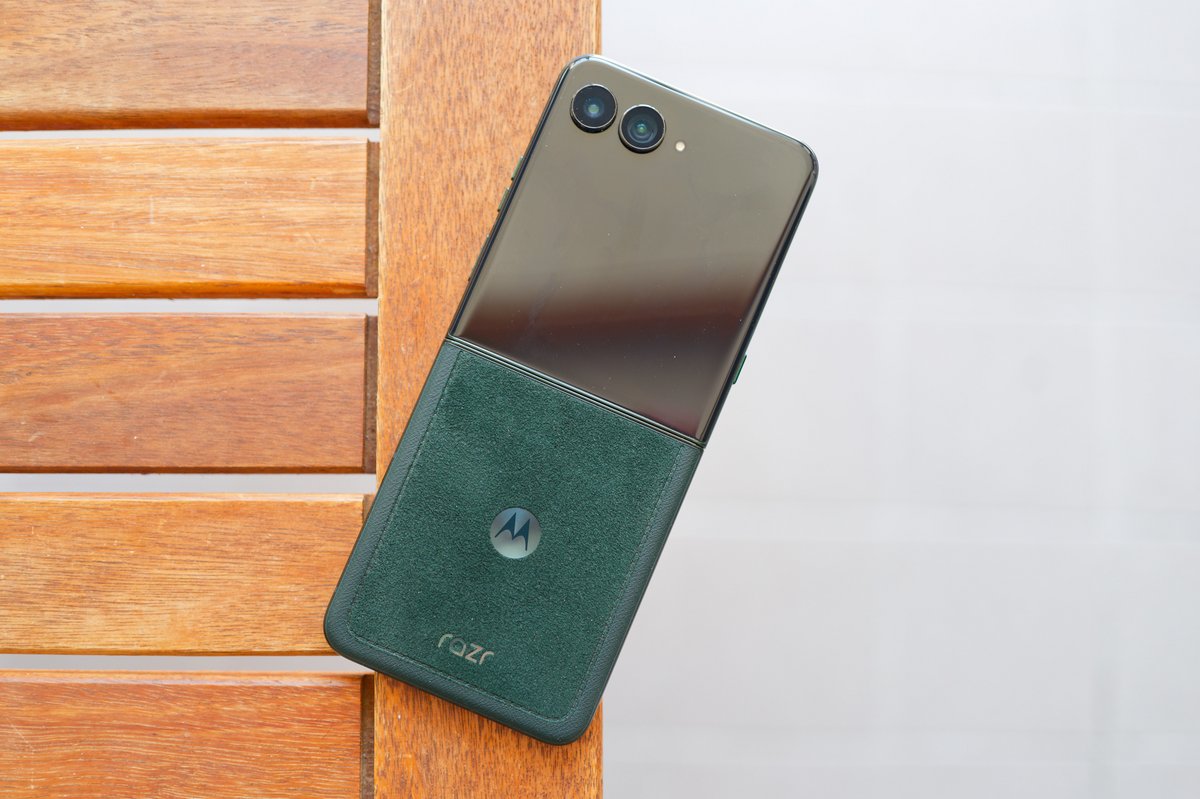 Notre modèle de test était en partie recouvert d'Alcantara émeraude. ©Marc Mitrani pour Clubic