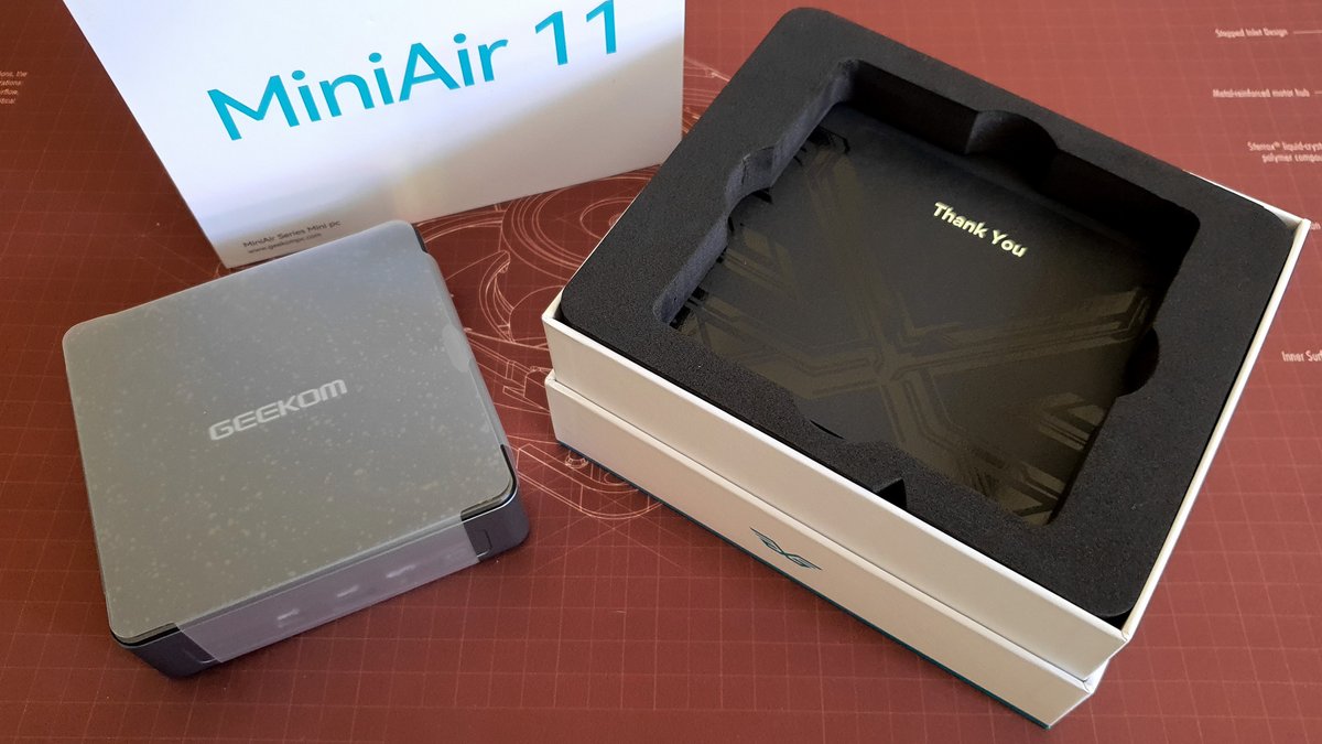 Geekom MiniAir 11