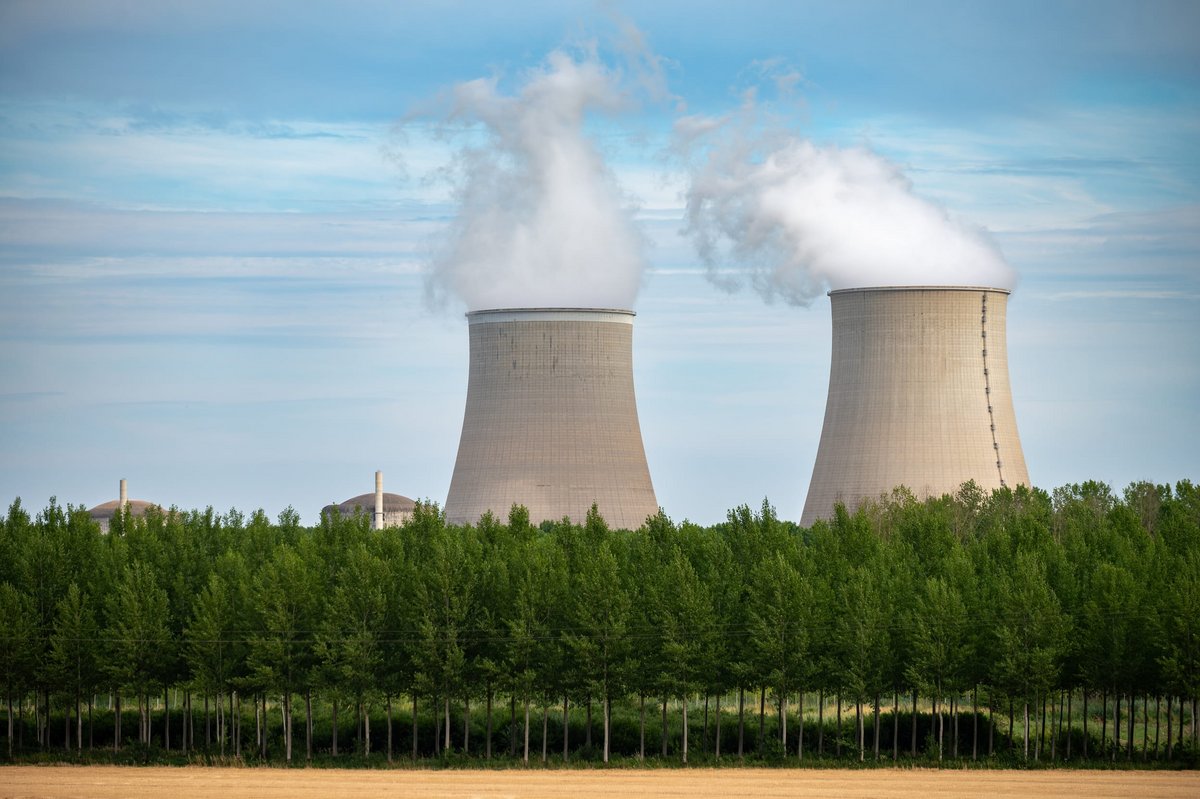 La Commission européenne lance un plan à 330 millions d'euros pour accélérer la fusion nucléaire en Europe. © barmalini / Shutterstock