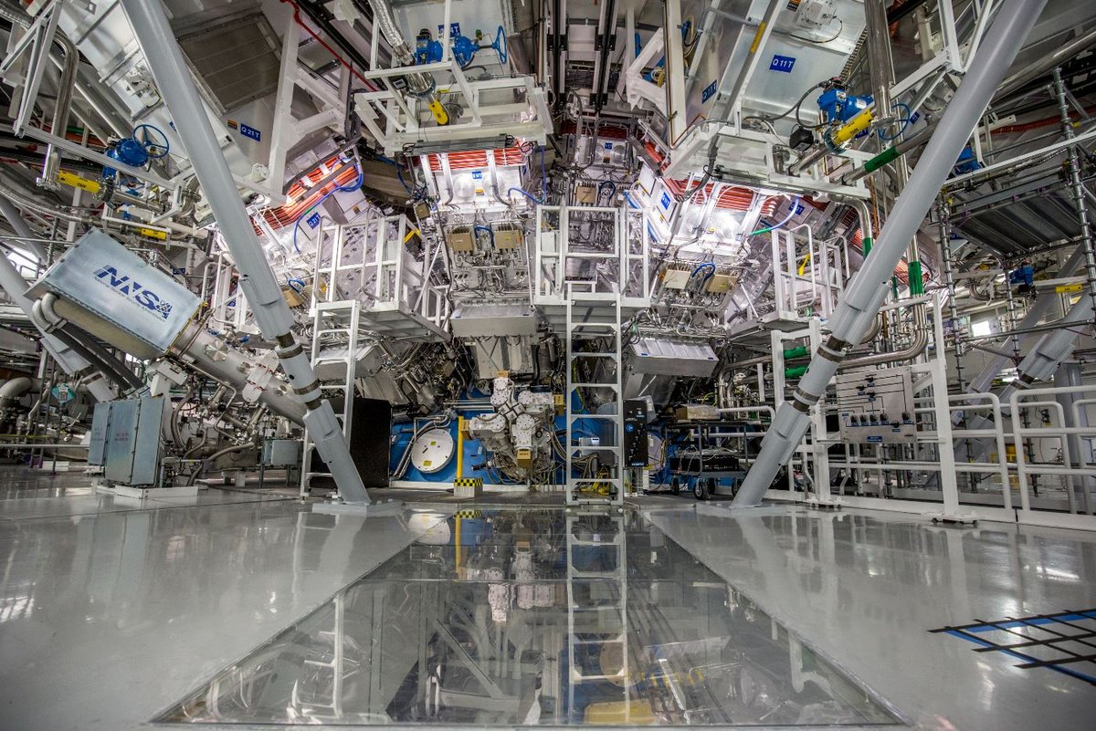 L'installation destinée aux essais sur la fusion au NIF. © LLNL’s National Ignition Facility