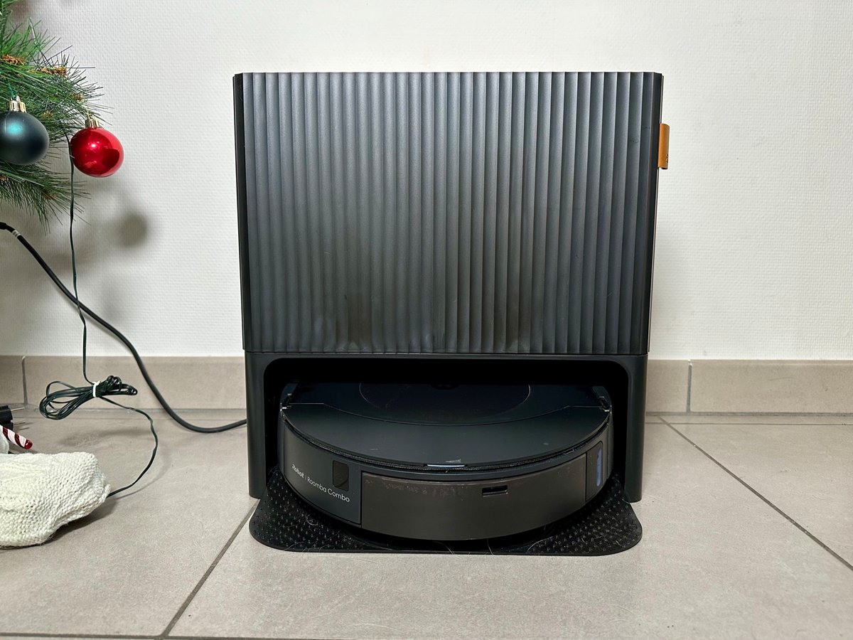 Une base de charge compacte qui s'installe presque partout © Mathieu Grumiaux pour Clubic