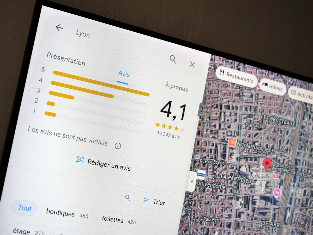 Jusqu'à maintenant, Google Maps ne vérifie que les avis signalés © Alexandre Boero / Clubic