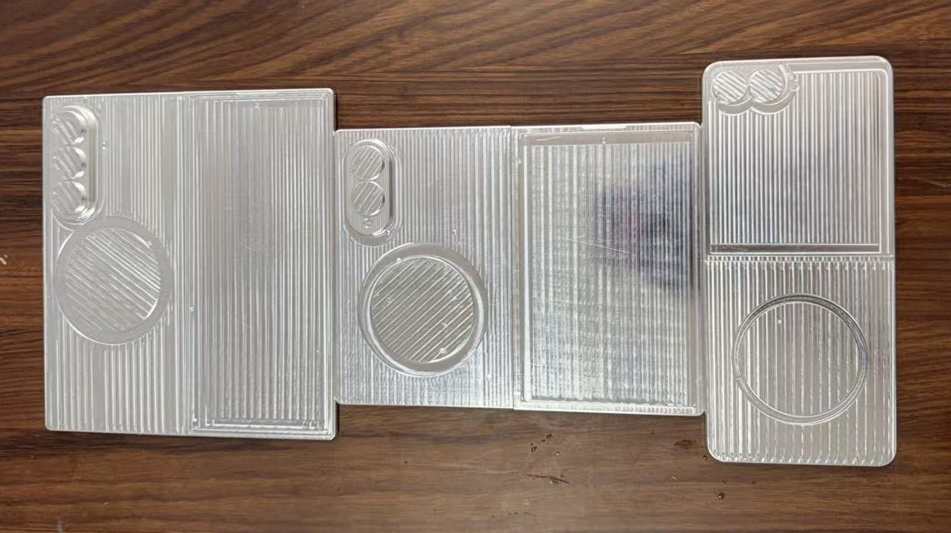 Samsung Z Fold 8 Large