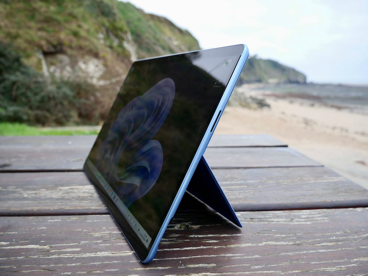 Microsoft Surface Pro 9-10