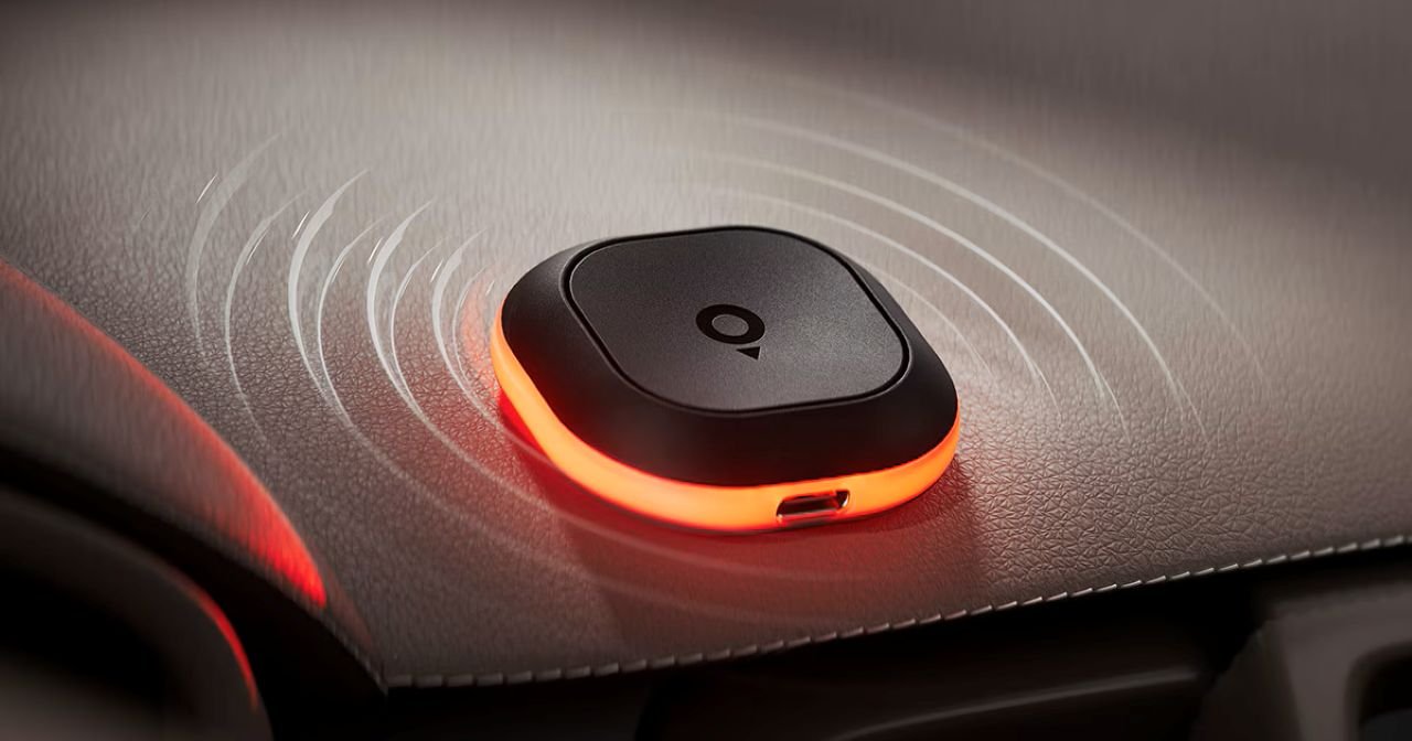 Tom, aussi simple de nom que de design, vous avertit des dangers sur la route très discrètement - ©TomTom