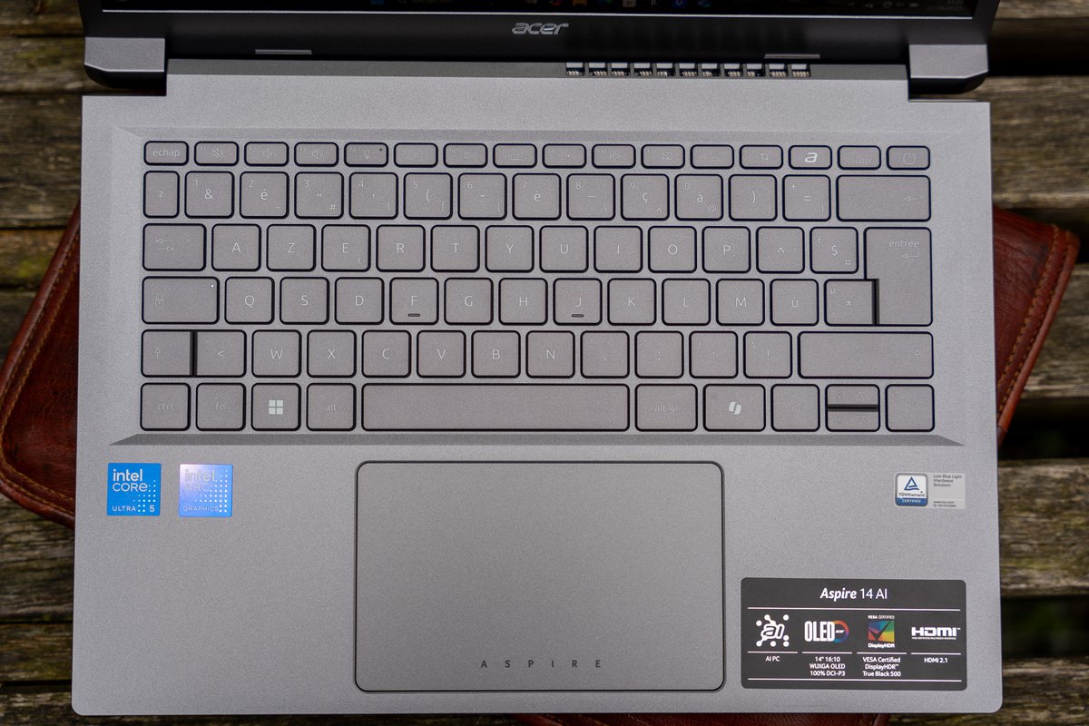 Le clavier est globalement convaincant, et un chouia bruyant. ©Nathan Le Gohlisse pour Clubic