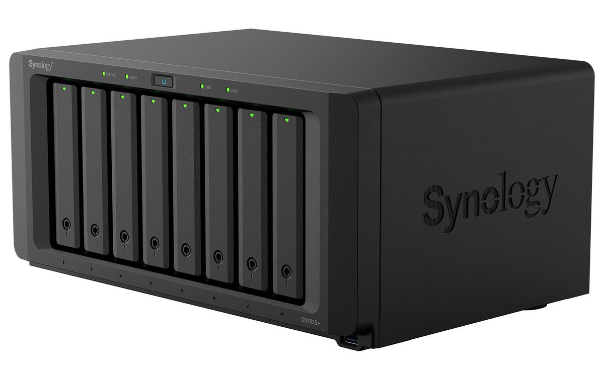 Imposant ce DS1825+ avec ses huit baies de stockage. ©Synology