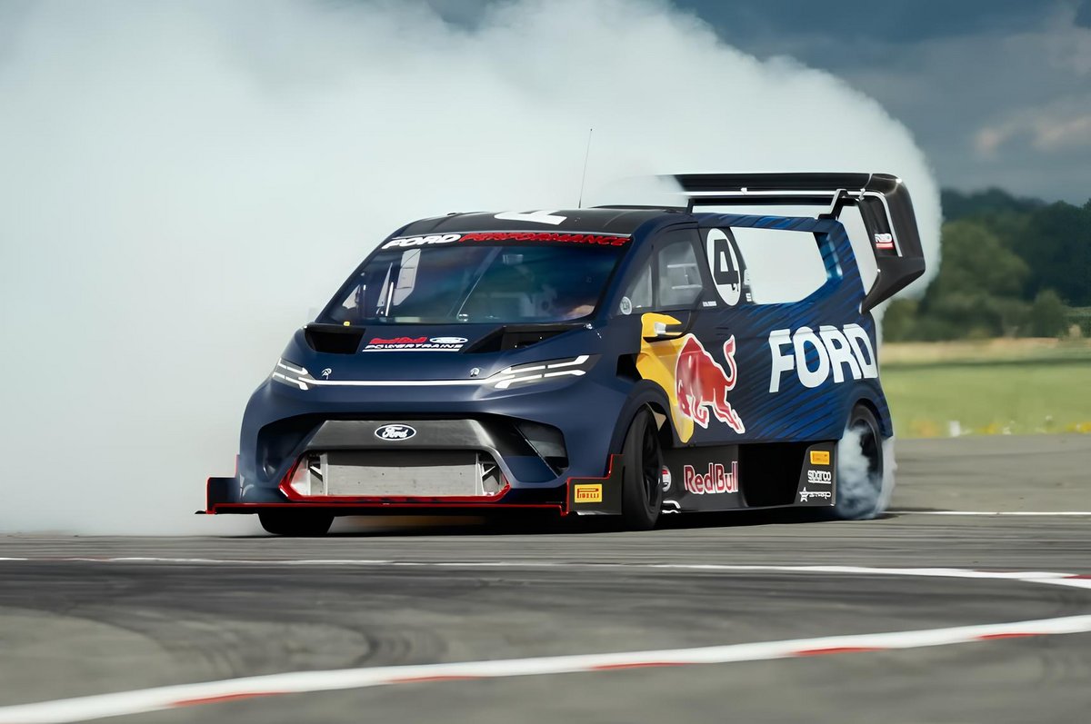 Une performance de folie sur circuit © Top Gear