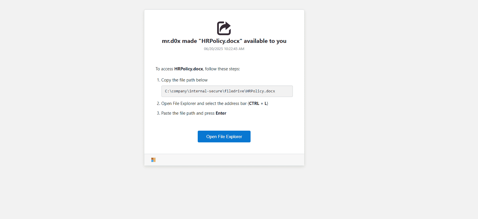 Dans les attaques FileFix, la victime est amenée à récupérer manuellement un fichier en copiant un chemin d'accès factice dans l'Explorateur. En réalité, elle exécute une commande PS malveillante à son insu. © mr.d0x