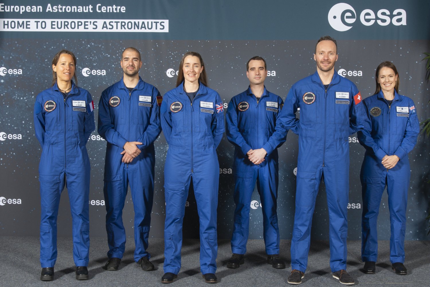 Les astronautes de l'ESA de la promotion 2022 au Centre européen des astronautes à Cologne, en Allemagne. ©ESA / P. Sebirot