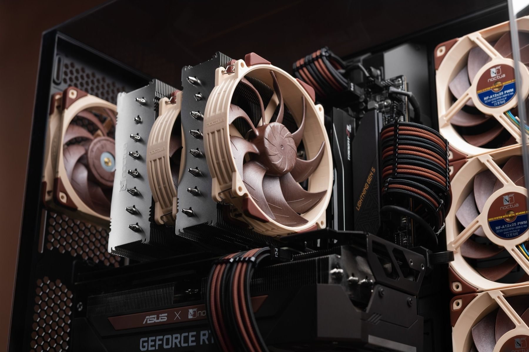 L'énorme NH-D15 G2 promet des performances remarquables © Noctua