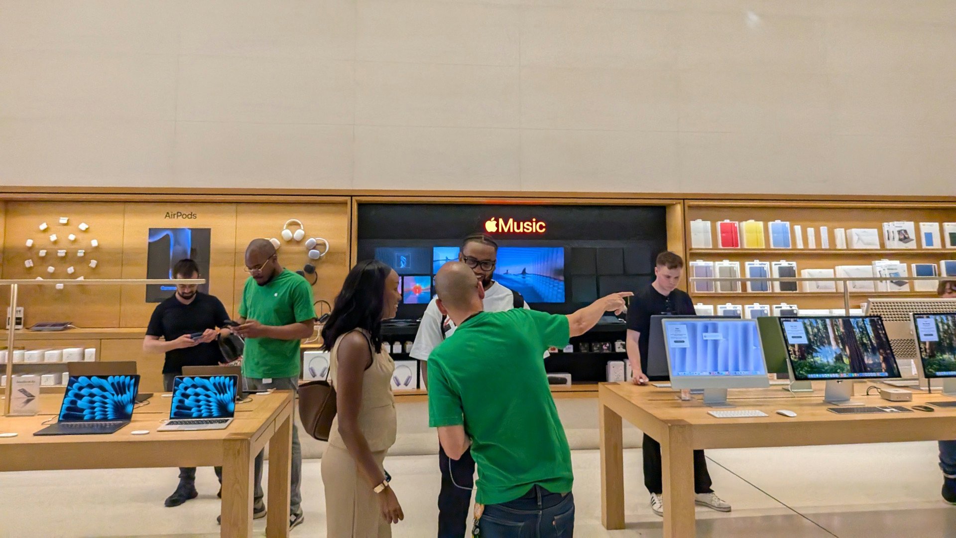 Apple va lancer des versions plus low cost de plusieurs de ses produits © Nicolas Guyot