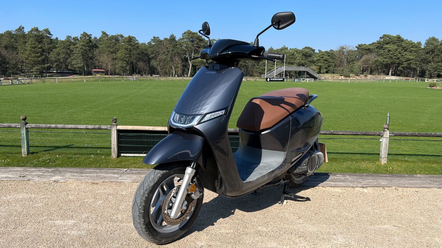 Kymco i-One