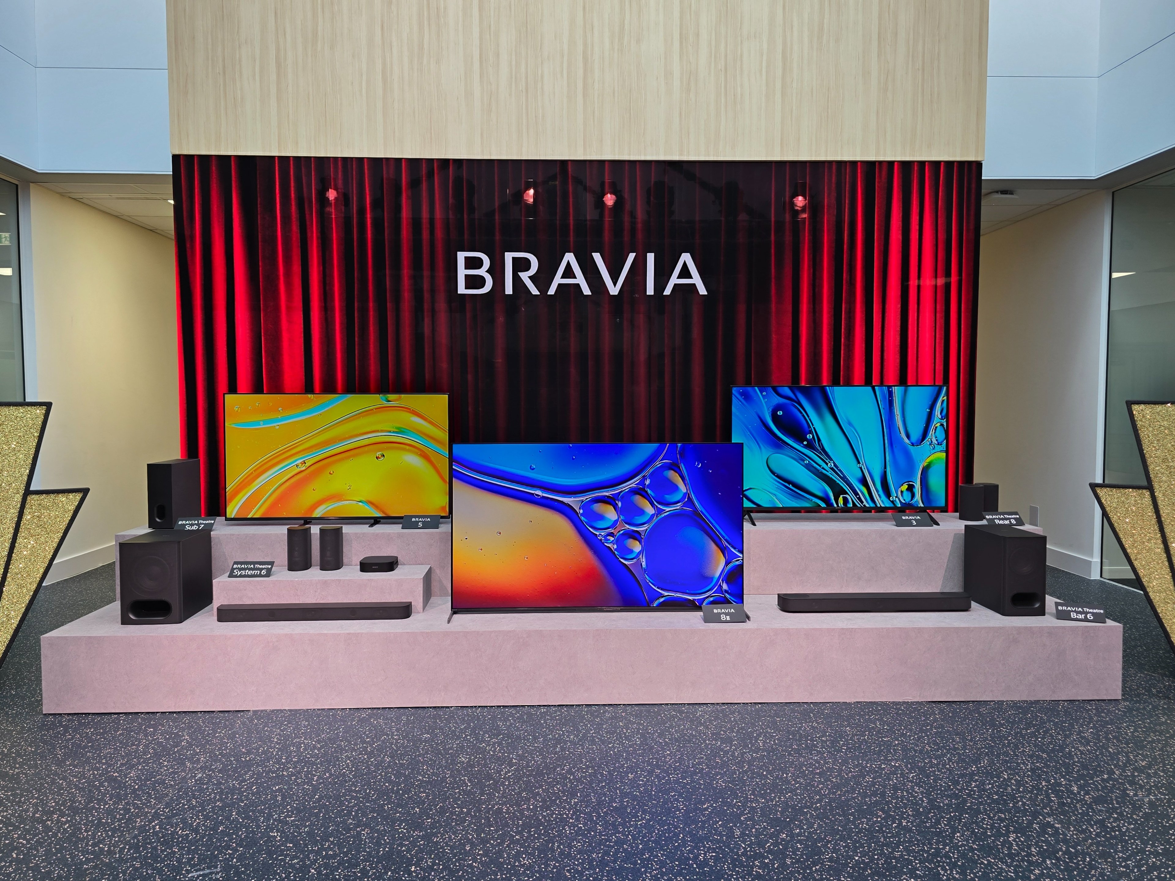 Les téléviseurs Sony Bravia 3, Bravia 5 et Bravia 8 II. © Matthieu Legouge