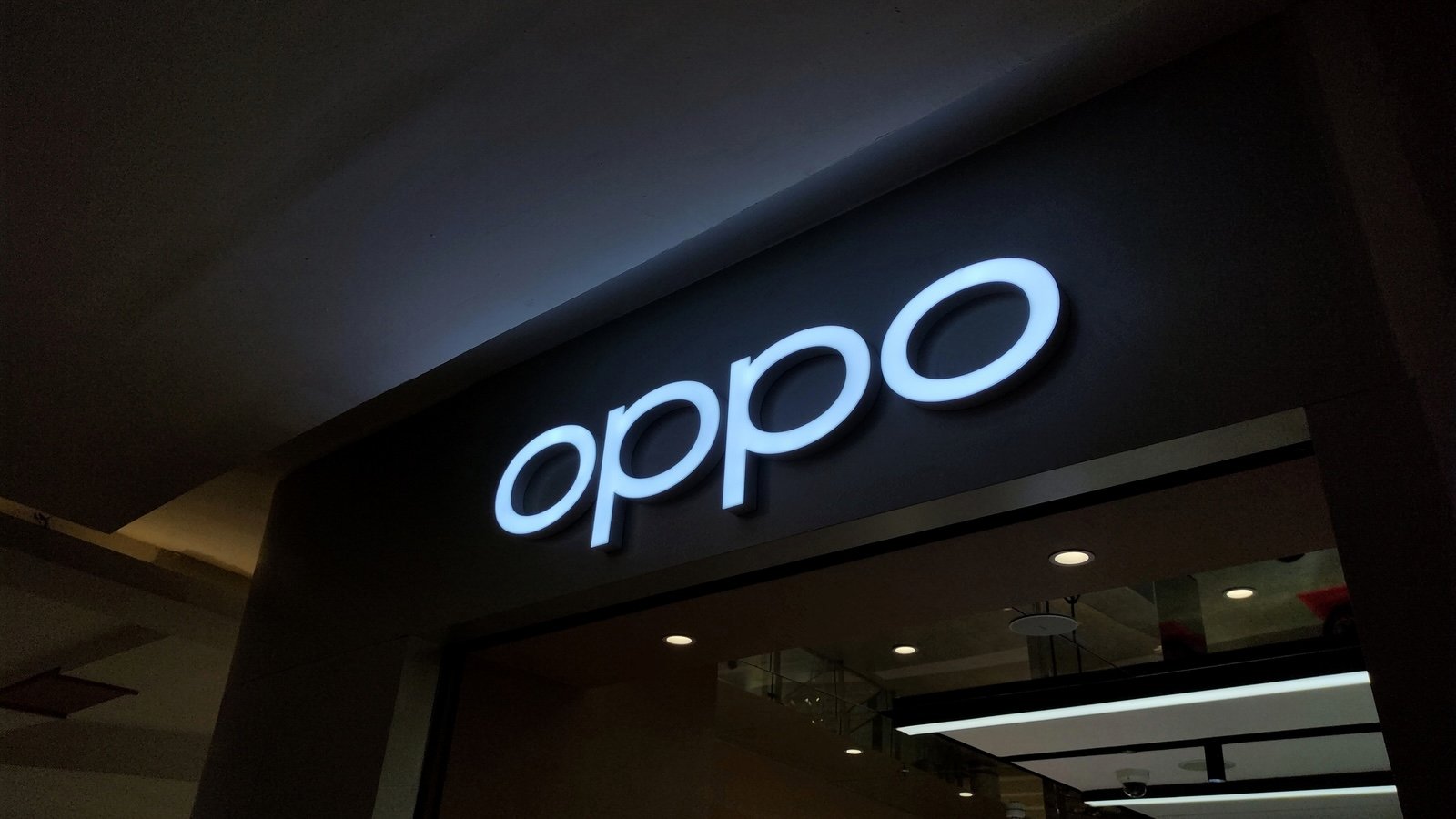 Oppo pourrait reprendre la main sur l'interface de tous les smartphones du groupe BBK. ©putrakurniawan78 / Shutterstock