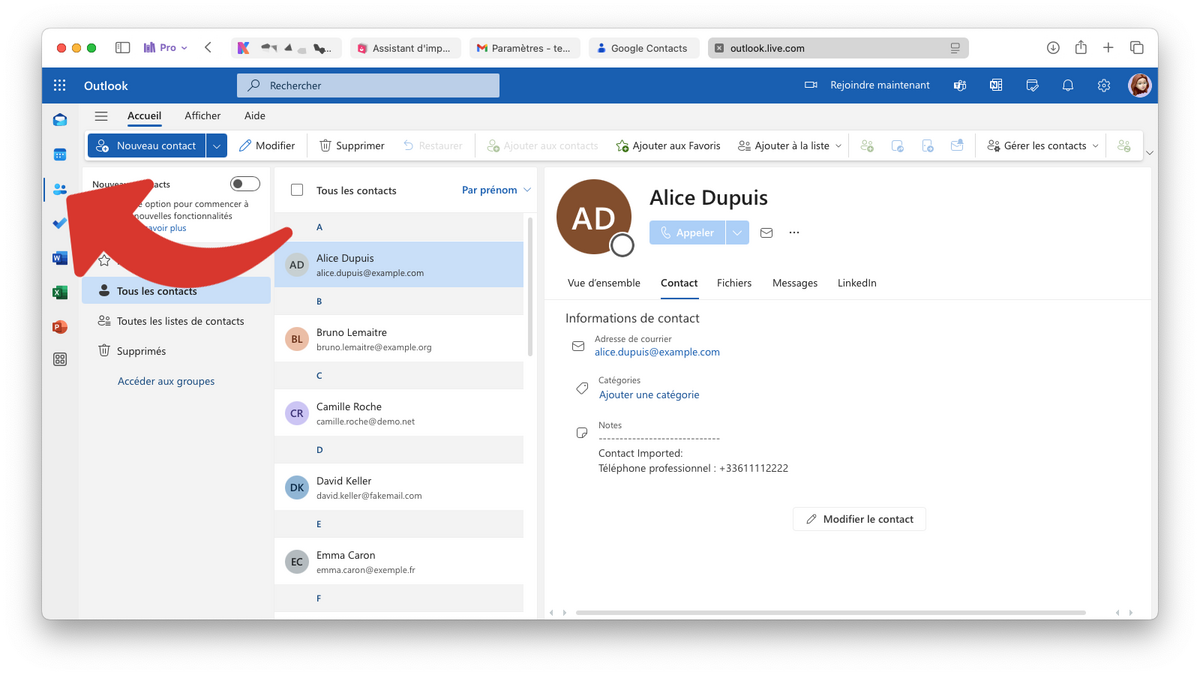 Accéder aux contacts Outlook © Clubic