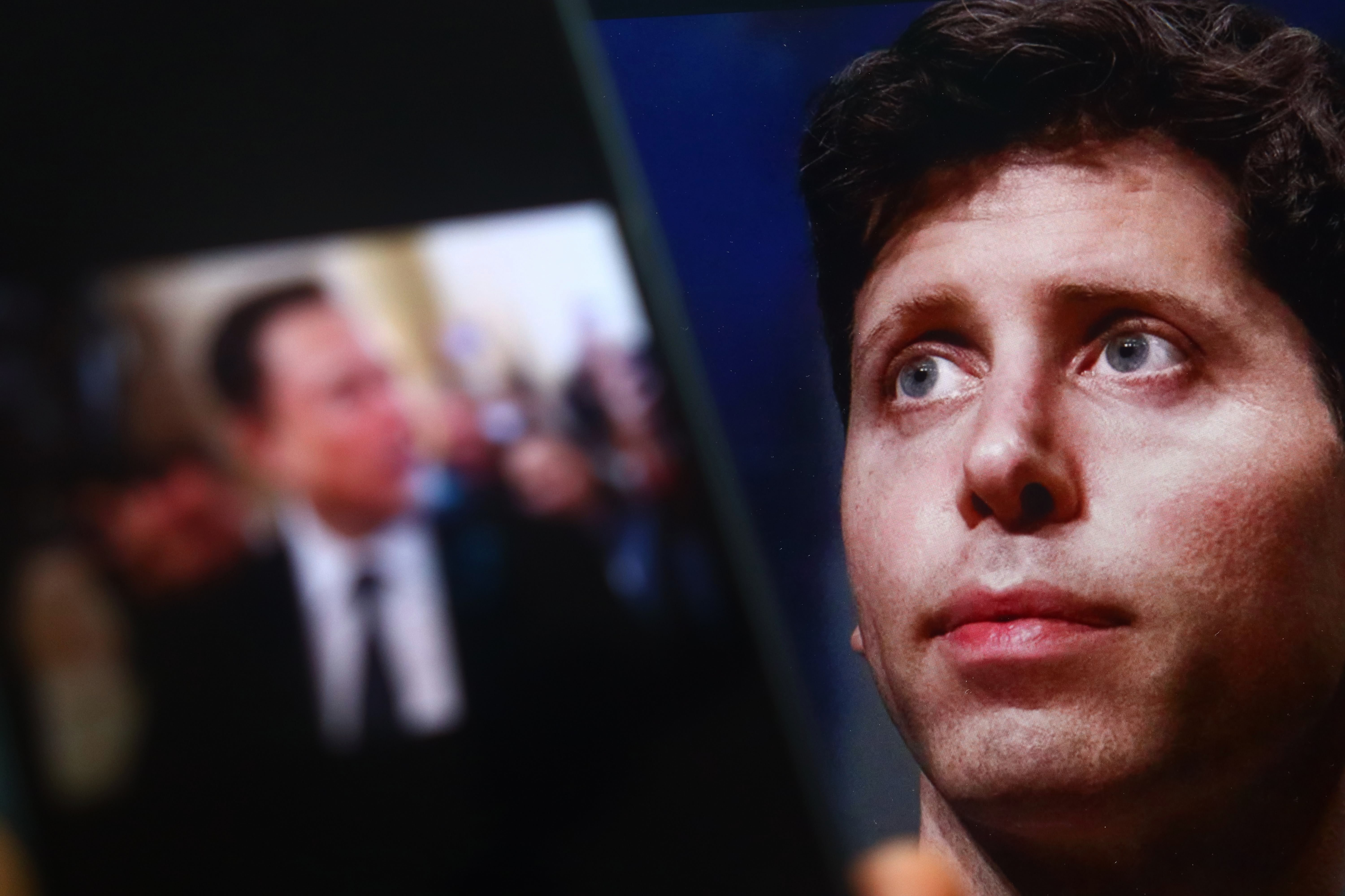 Les deux hommes multiplient les confrontations technologiques.  © Shutterstock