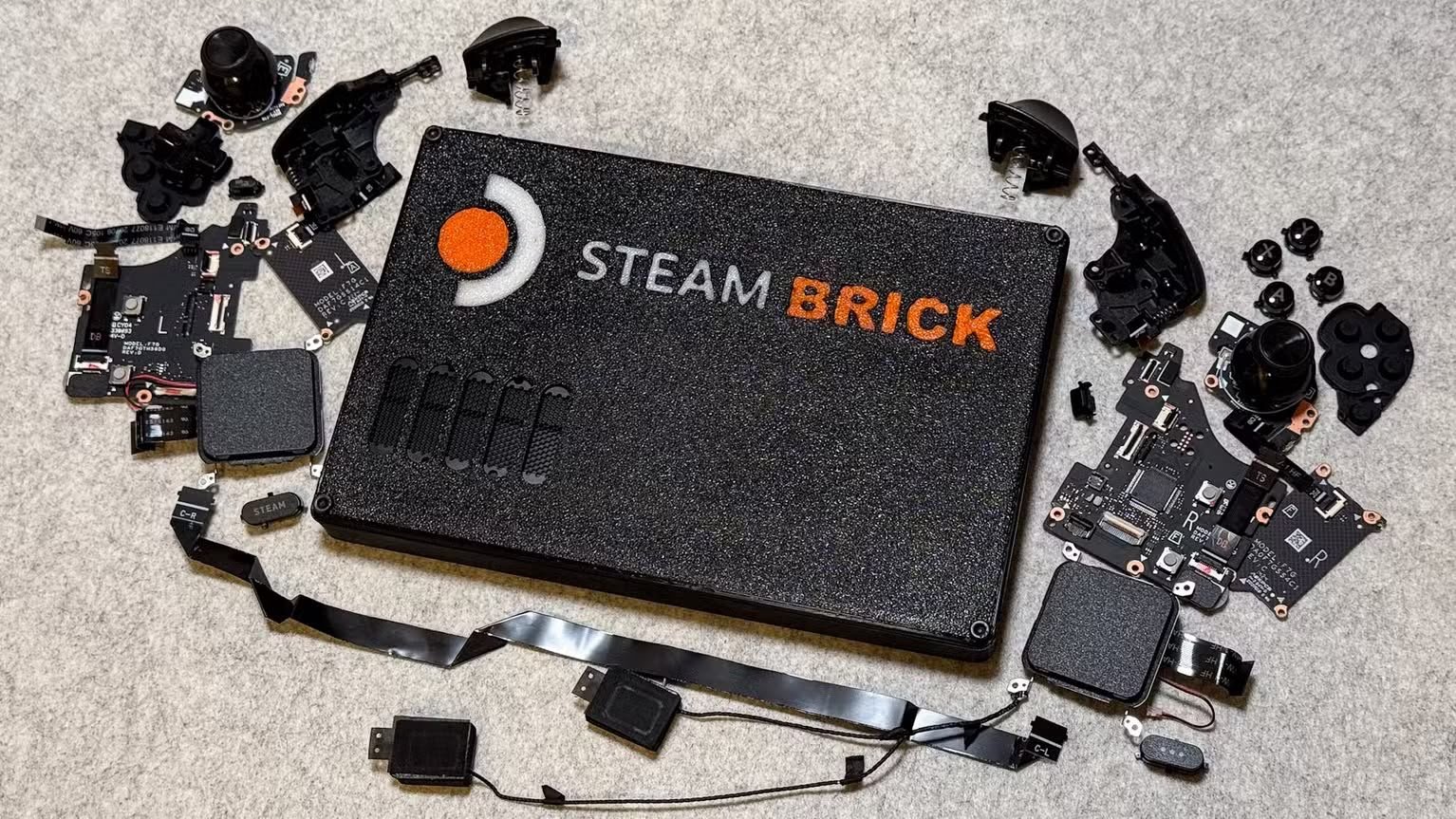 Le Steam Brick dans toute sa splendeur ! © crastinator-pro