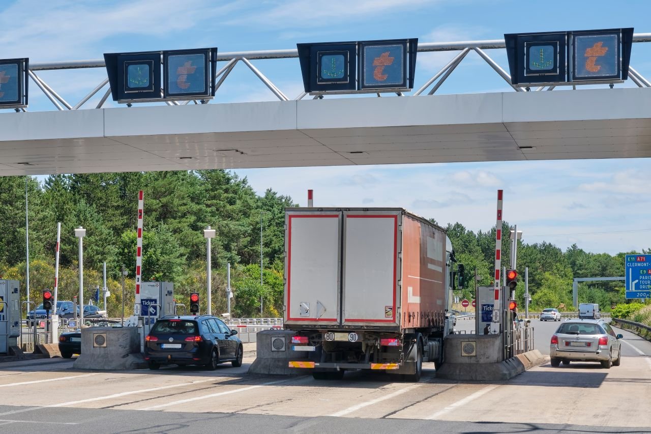 Plus de son, plus d'image, ça bogue au péage pour les GPS, mais on sait désormais pourquoi - ©Harry Wedzinga / Shutterstock