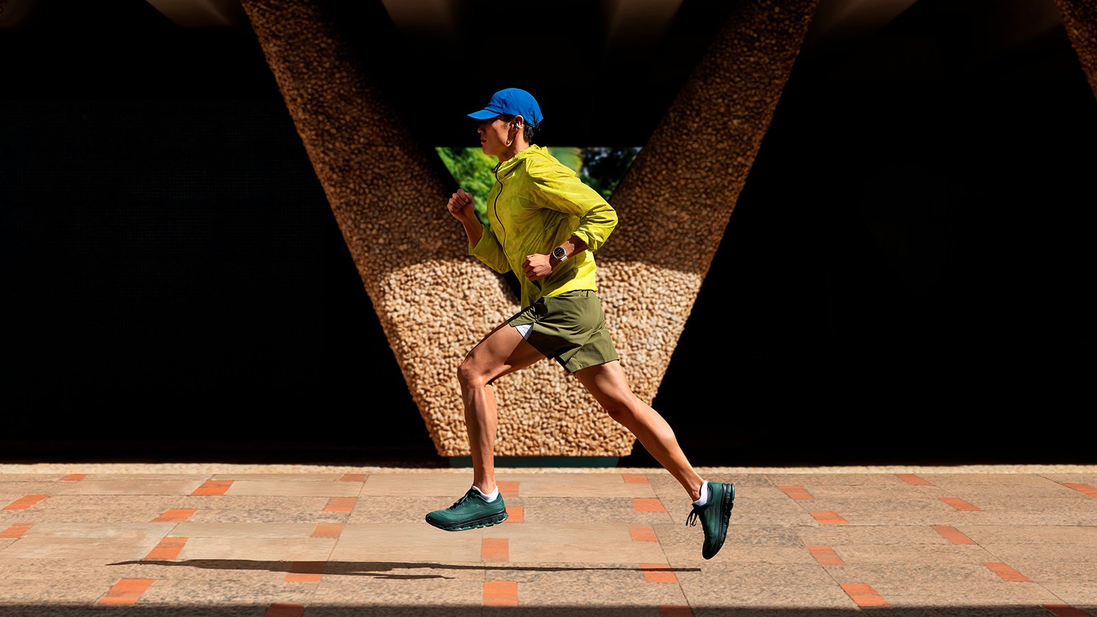 La Watch GT Runner 2 guide les coureurs vers la régularité et la performance avec son mode Marathon complet. ©HUAWEI 