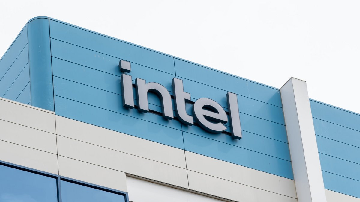 Intel n'est donc pas (encore ?) à vendre © Intel / Shutterstock