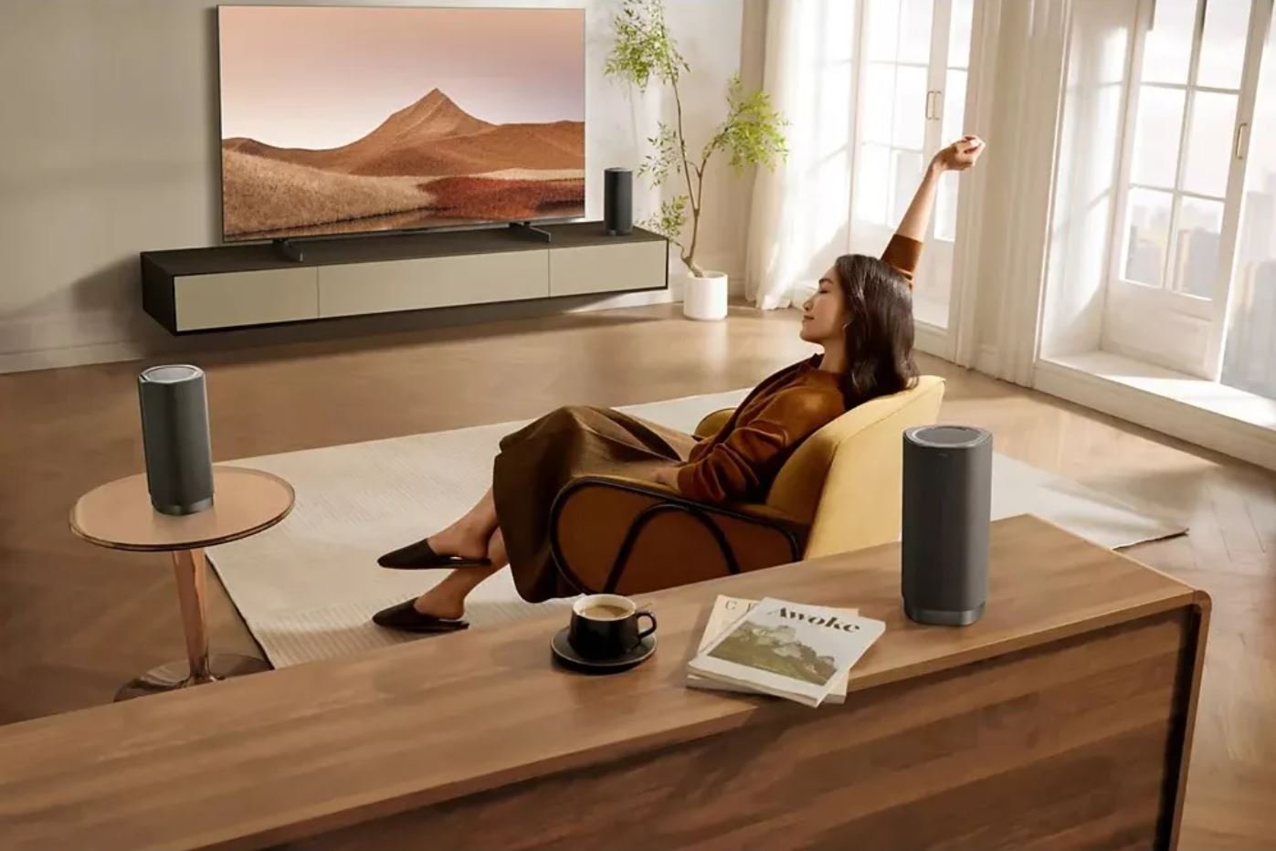 Les enceintes TCL Z100 sont les premières à s'afficher Dolby Atmos Flex Connect. © TCL 